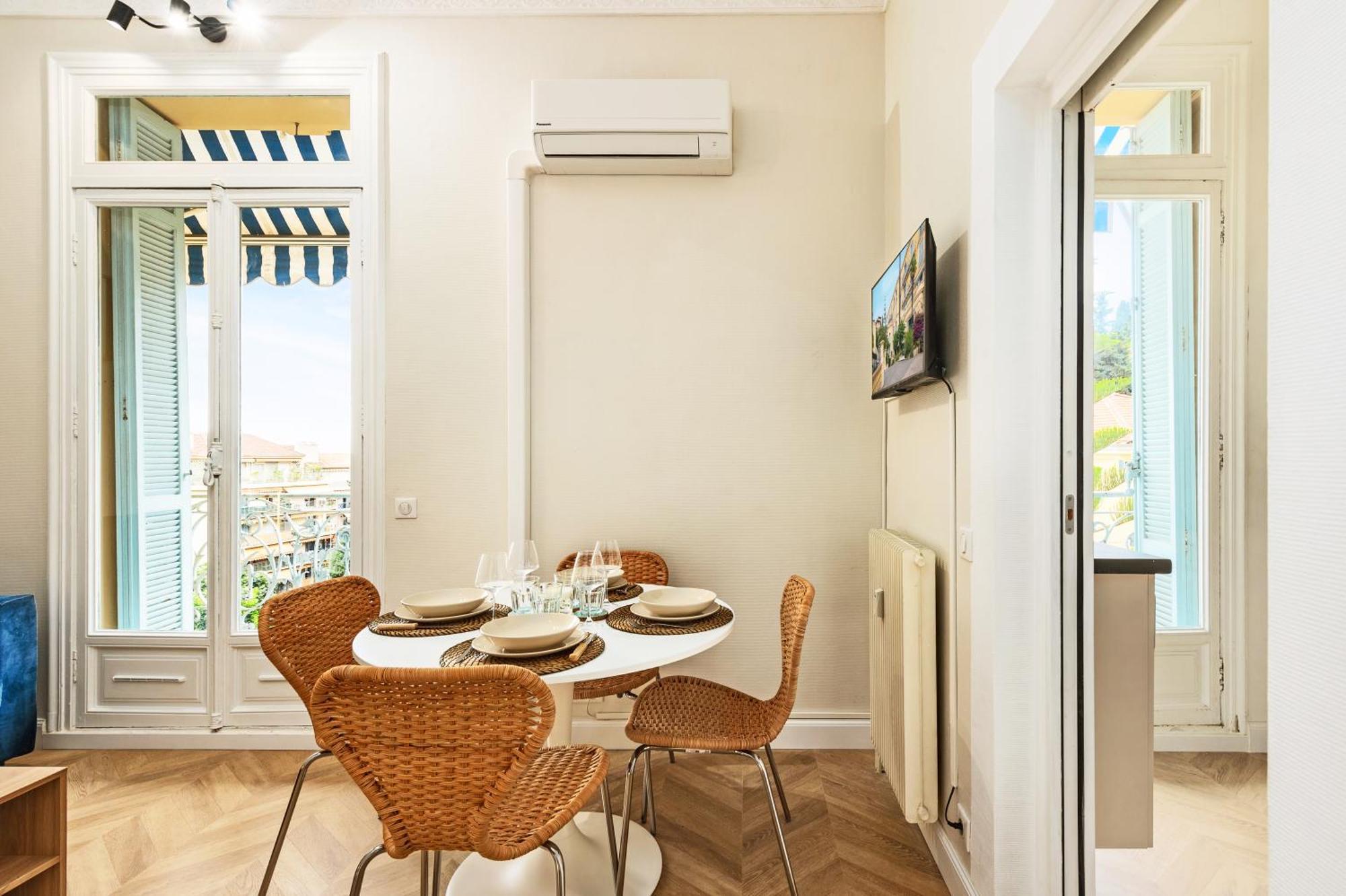 Апартаменти Mont Fleuri- Somptueux 2 Pieces - Parking - Мантон Екстер'єр фото